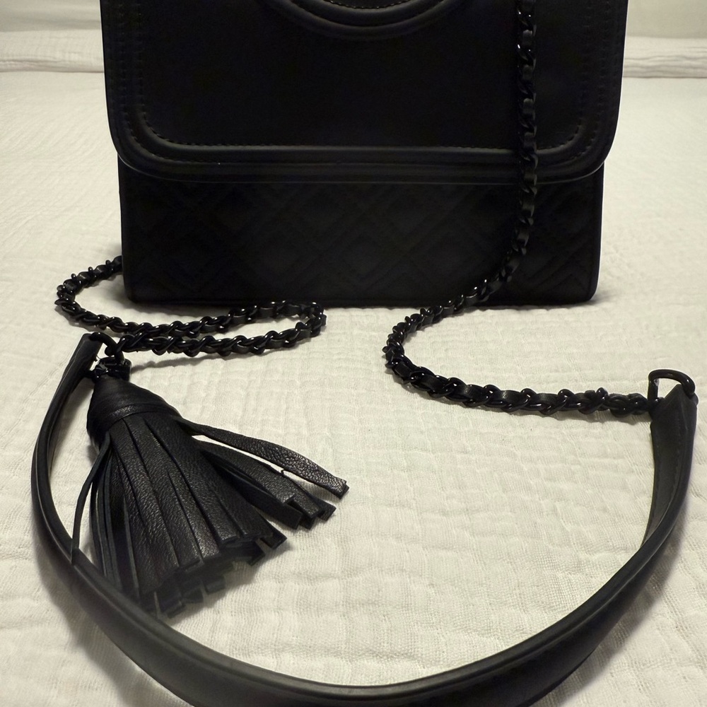 TORY BURCH FLEMING MATTE CONVERTIBLE SHOULDER BAG